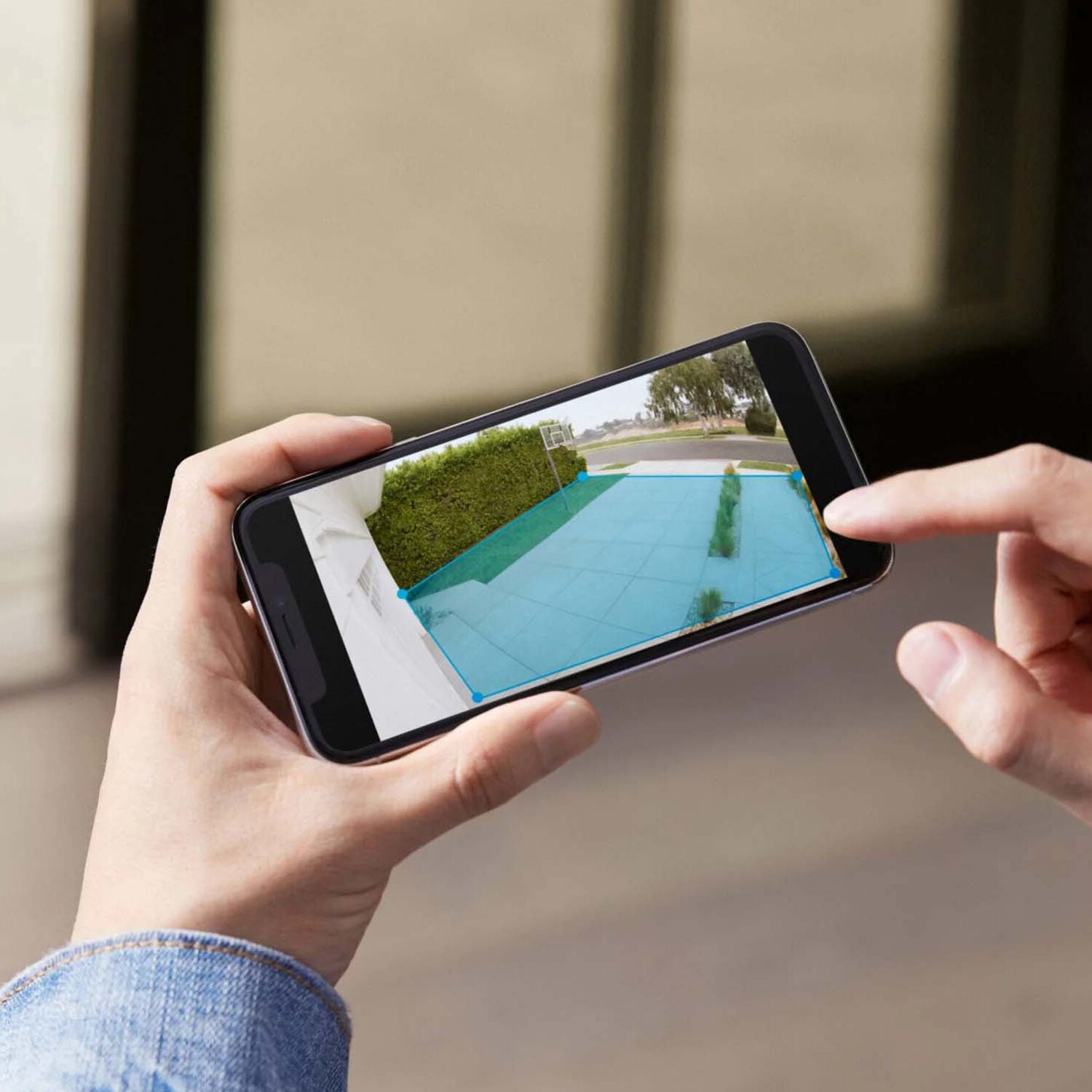 Ring - Spotlight Cam Plus Outdoor/Indoor 1080p Plug-In