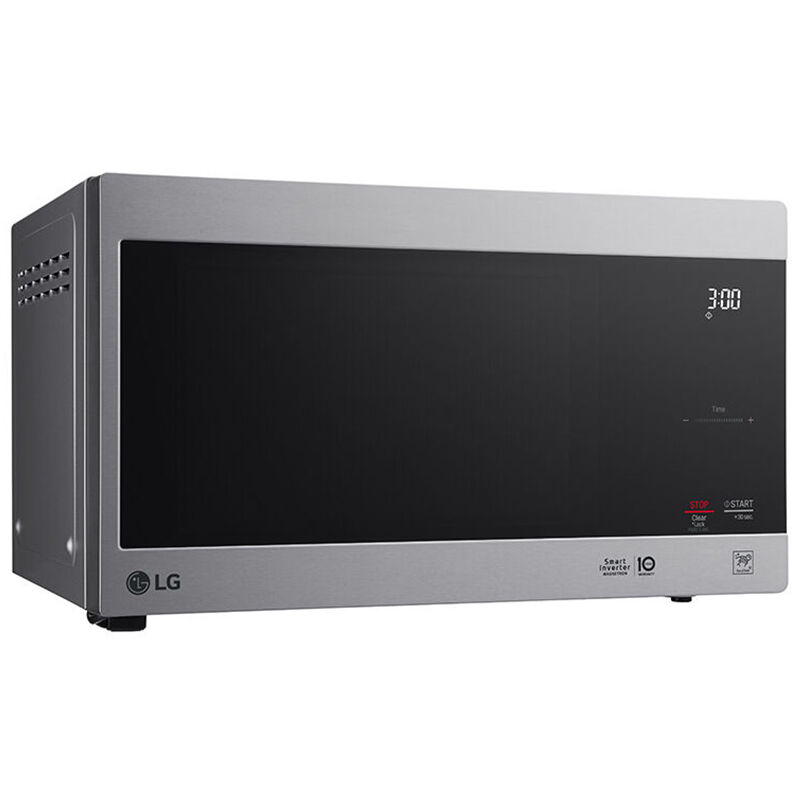 LG 18" 0.9 Cu. Ft. Countertop Microwave with 10 Power Levels