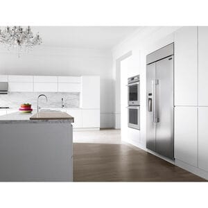 Signature Kitchen Suite 30 in. 9.4 cu. ft. Smart Front Control Electric Double Wall Oven with True European Convection - Stainless Steel, , hires