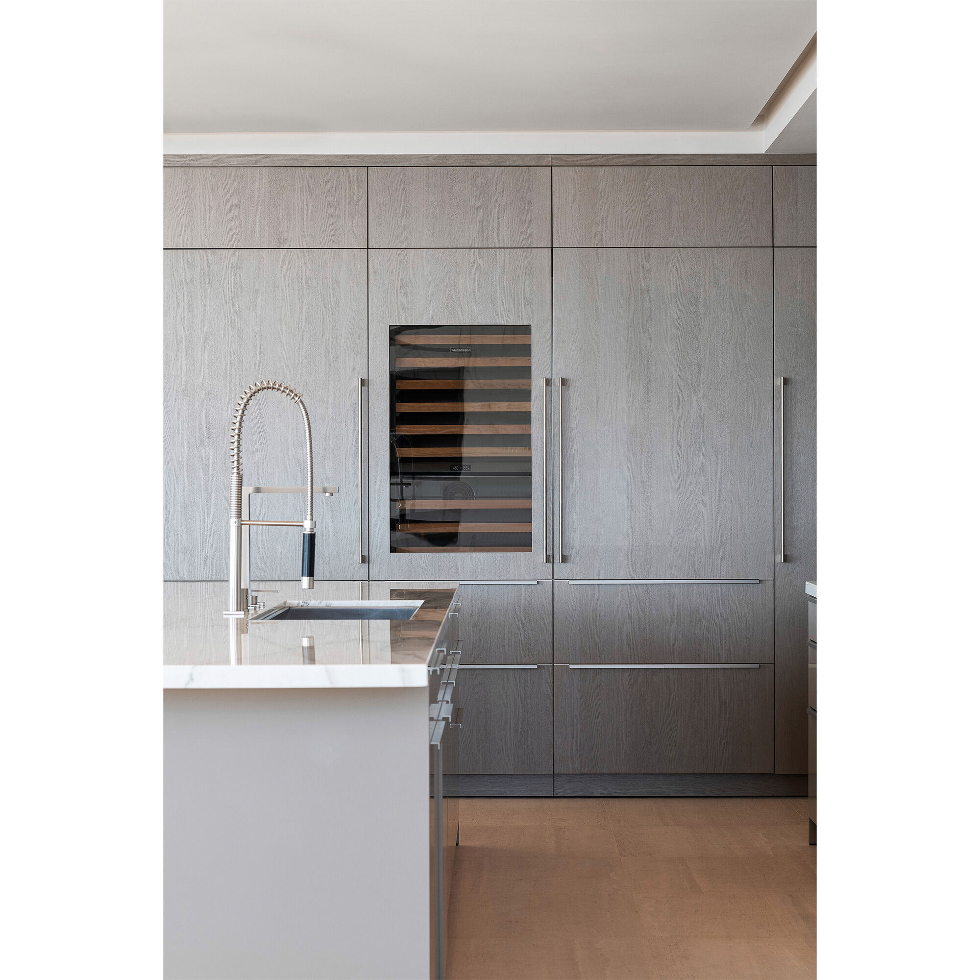Sub-Zero 36 in. Built-In 20.4 cu. ft. Counter Depth Freezerless