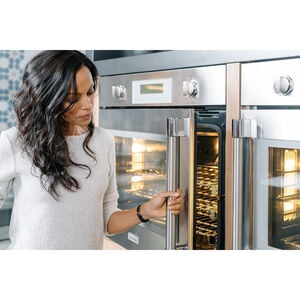 Thermador Professional Series 30 in. 4.5 cu. ft. Smart Electric Single Wall Oven with True European Convection - Stainless Steel, , hires