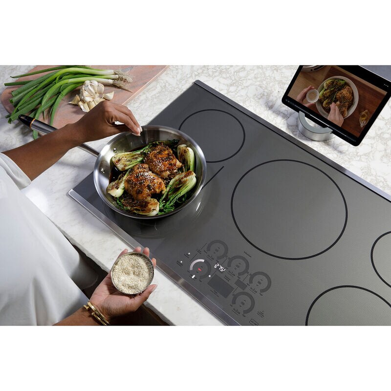 Cafe 36 in. 5-Burner Smart Induction Cooktop with Simmer Burner & Power Burner - Black, , hires