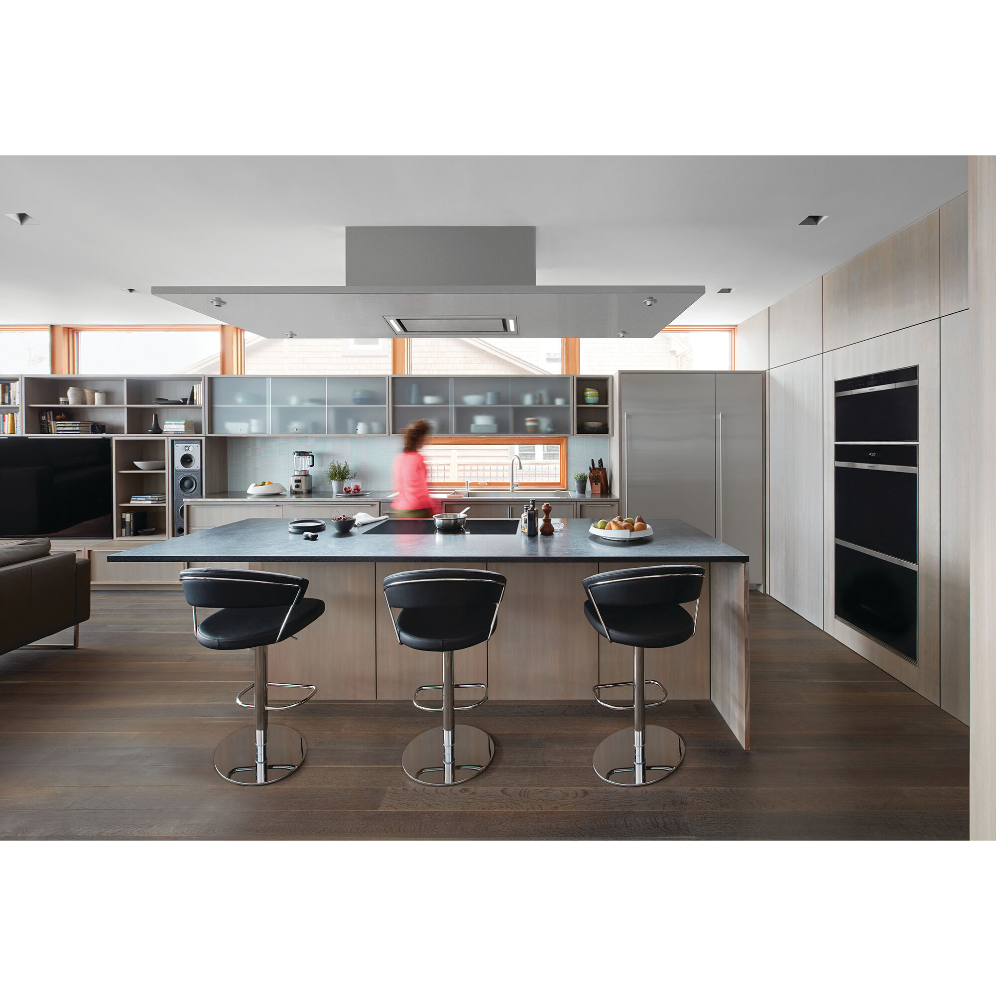 Sub-Zero Designer Series 36 in. Built-In 21.7 cu. ft. Smart