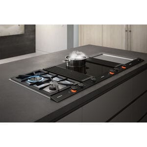 Gaggenau Vario 200 Series 24 in. 4-Burner Natural Gas Cooktop with Simmer Burner - Stainless Steel, , hires