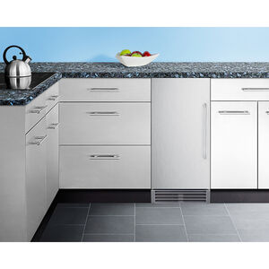 Summit 15 in. Built-In Undercounter Commercial-Use Ice Maker with 25 lb. Ice Storage, Auto-Defrost & Digital Control - Stainless Steel, , hires