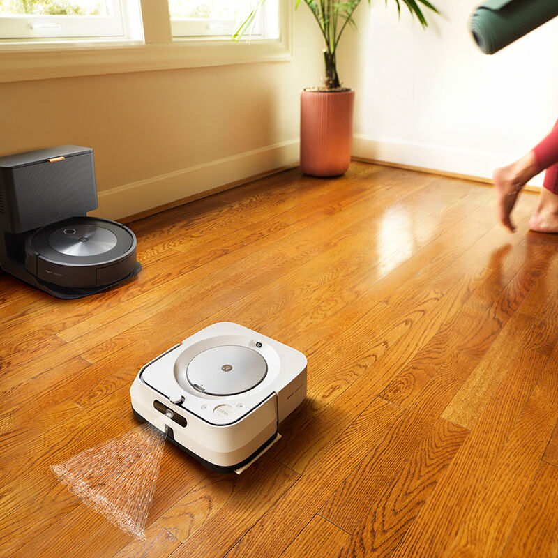 iRobot Roomba J7+ Wi-Fi Connected Robotic Pet Robotic Vacuum with Voice-Control, , hires