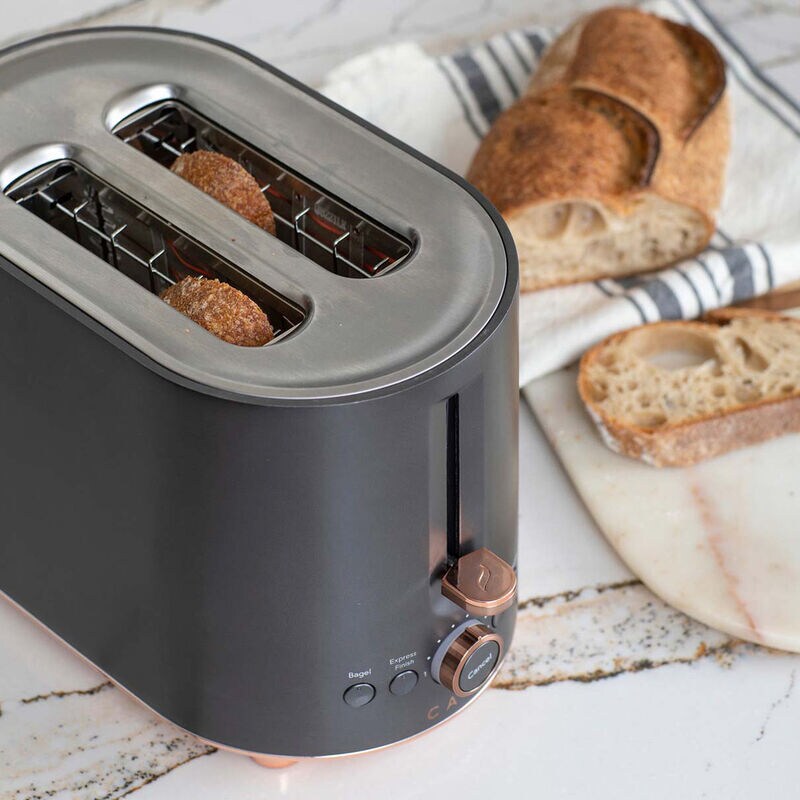 Cafe Express Finish Matte Black 2-Slice Toaster