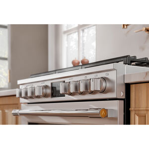 Frigidaire Professional 30 in. 6.0 cu. ft. Air Fry Convection Oven Freestanding Natural Gas Range with 6 Sealed Burners - Stainless Steel, , hires