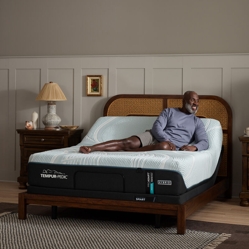 Tempur-Pedic ProAdapt 2.0 Medium Hybrid King Size Mattress, , hires