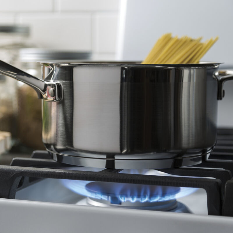 GE 30 in. 5 cu. ft. Gas Range with 5 Sealed Burners & Griddle - White, White, hires