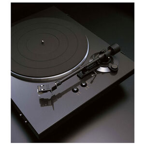 Denon Analog Turntable with Built-In Phono Equalizer, , hires