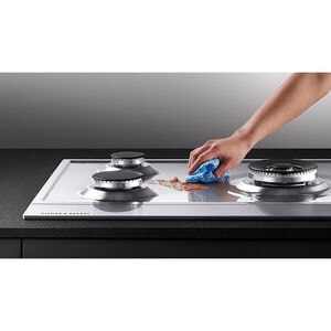 Fisher & Paykel Series 7 24 in. 4-Burner Natural Gas Cooktop with Simmer Burner & Power Burner - Stainless Steel, , hires