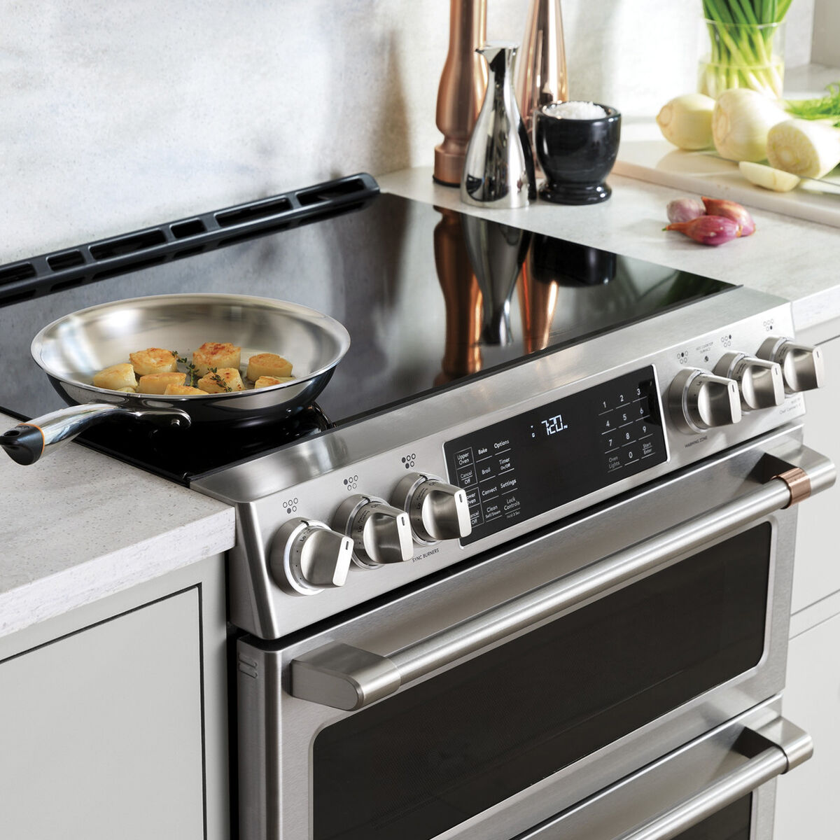 half induction half gas cooktop