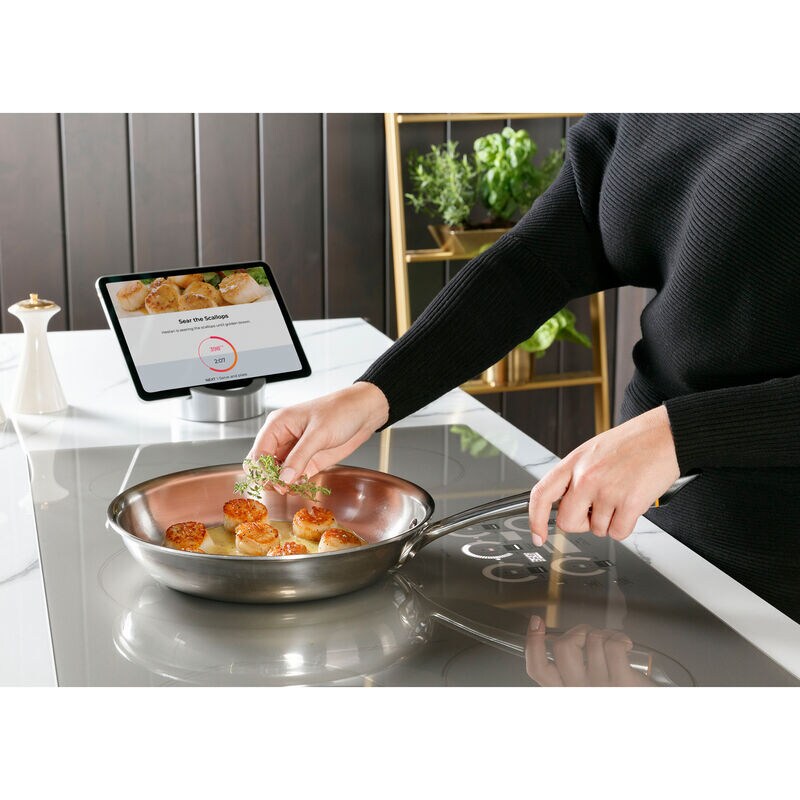 Monogram 36 in. 5-Burner Smart Induction Cooktop with Power Burner - Silver, , hires