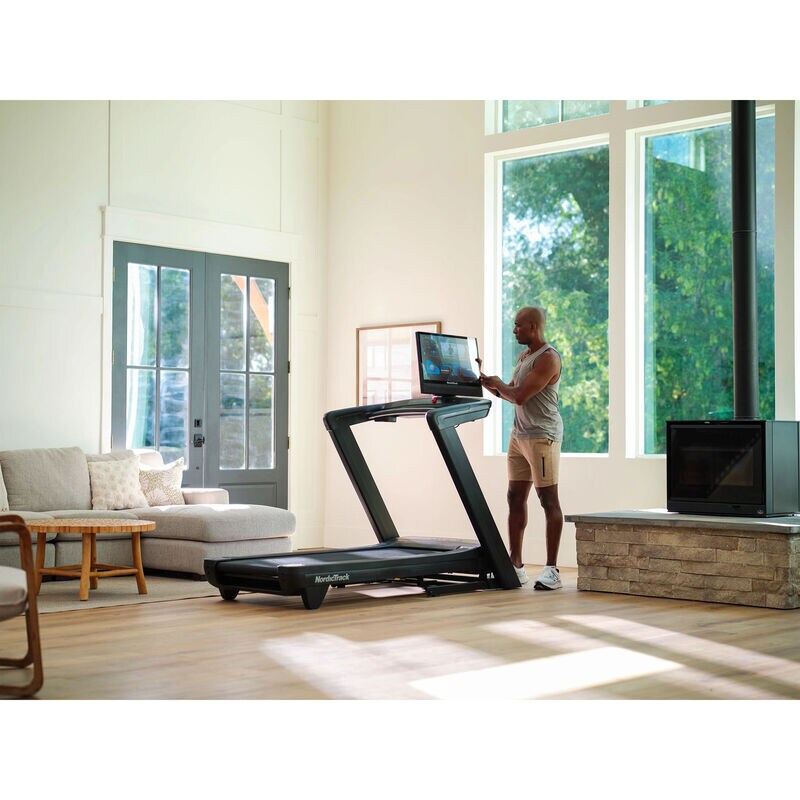 NordictracK Commercial 2450 Treadmill, , hires