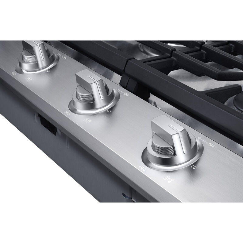 Dacor Transitional 36 in. 5-Burner Smart Natural Gas Cooktop with Griddle, Simmer Burner & Power Burner - Silver Stainless, , hires