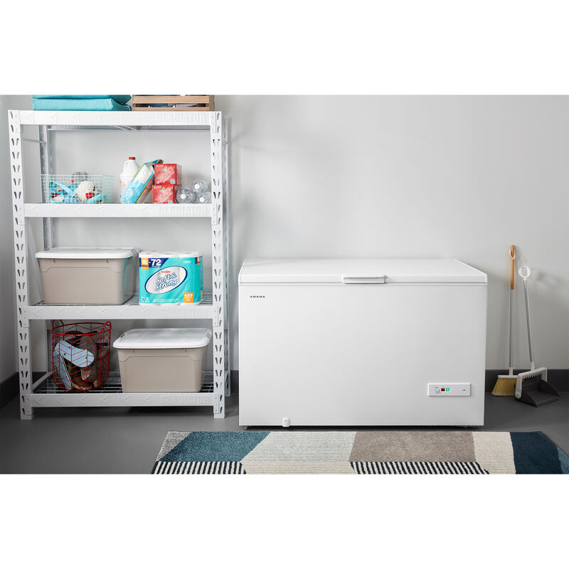 Amana 16 Cu. Ft. Chest Freezer with Basket in White