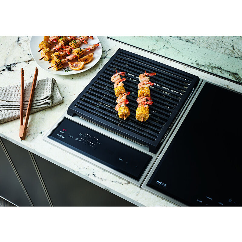 Wolf Transitional 15 in. 2-Burner Induction Cooktop with Simmer Burner & Power Burner - Stainless Steel, , hires