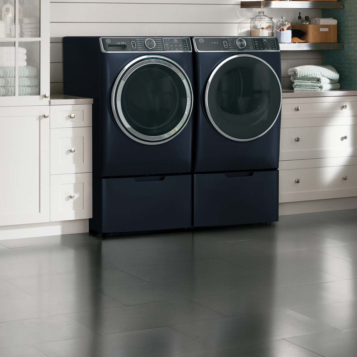GE 28 in. 5.0 cu. ft. Smart Stackable Front Load Washer with