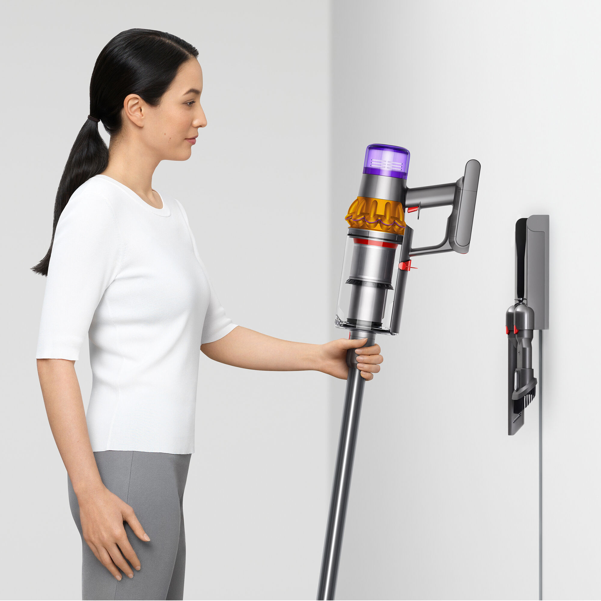 Dyson V15 Detect Cordless Light-Weight Pet 2-in-1 Handheld/Stick