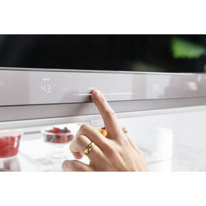 Thermador 36 in. 20.8 cu. ft. Smart Counter Depth French Door Refrigerator with Internal Water Dispenser and Masterpiece handles Stainless Steel, , hires