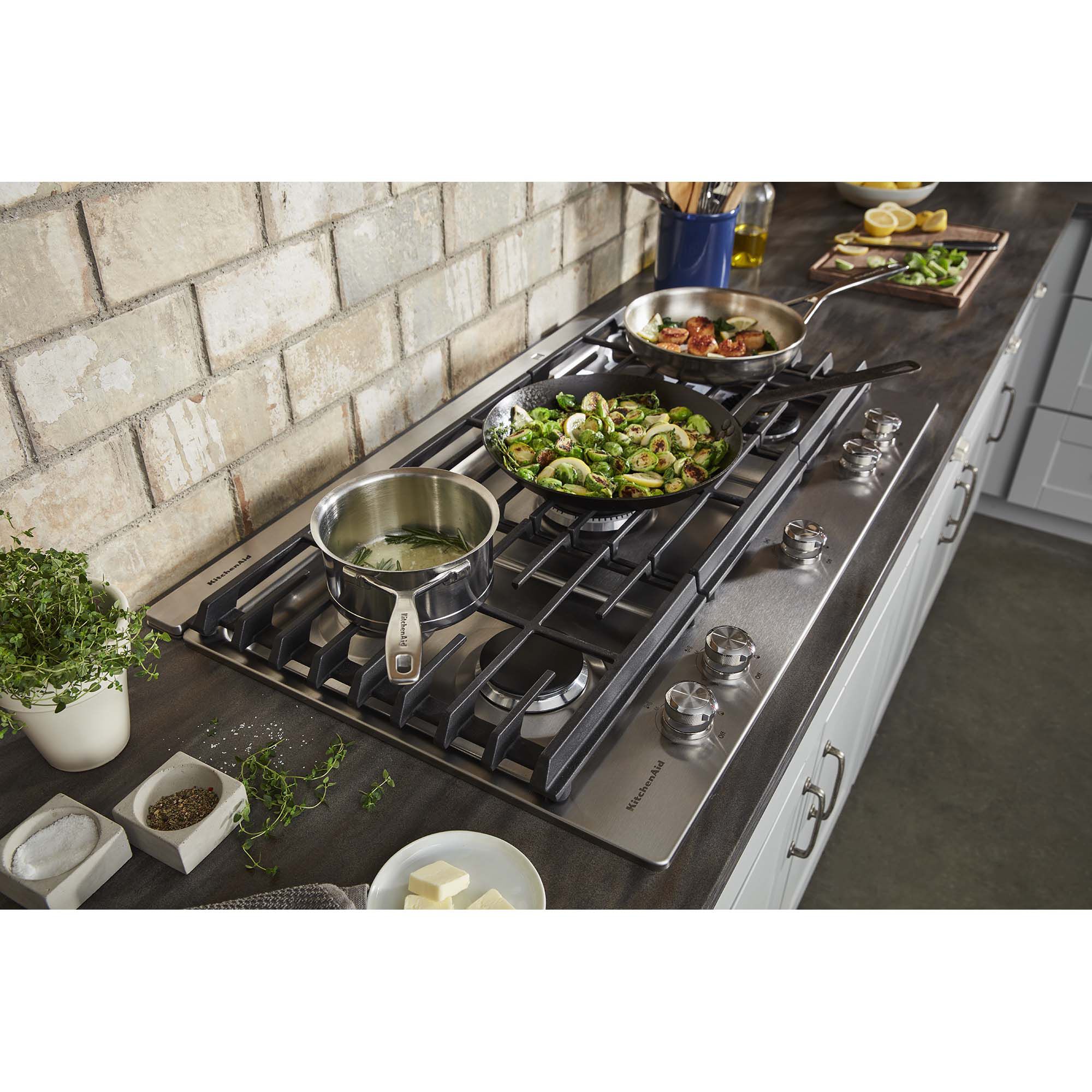 KitchenAid 36 in. 5 Burner Natural Gas Cooktop with Griddle