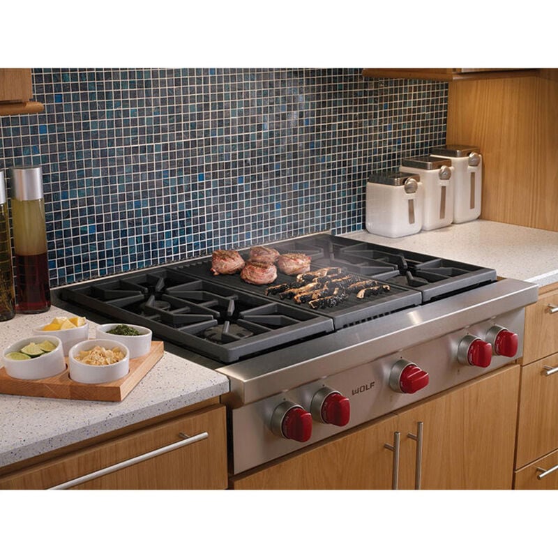 Wolf 36 in. 4-Burner Natural Gas Rangetop with Grill & Power Burner - Stainless Steel, , hires
