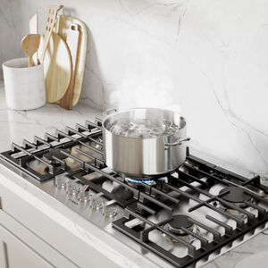 Bosch 800 Series 36 in. 5-Burner Natural Gas Cooktop with Simmer & Power Burner - Stainless Steel, , hires