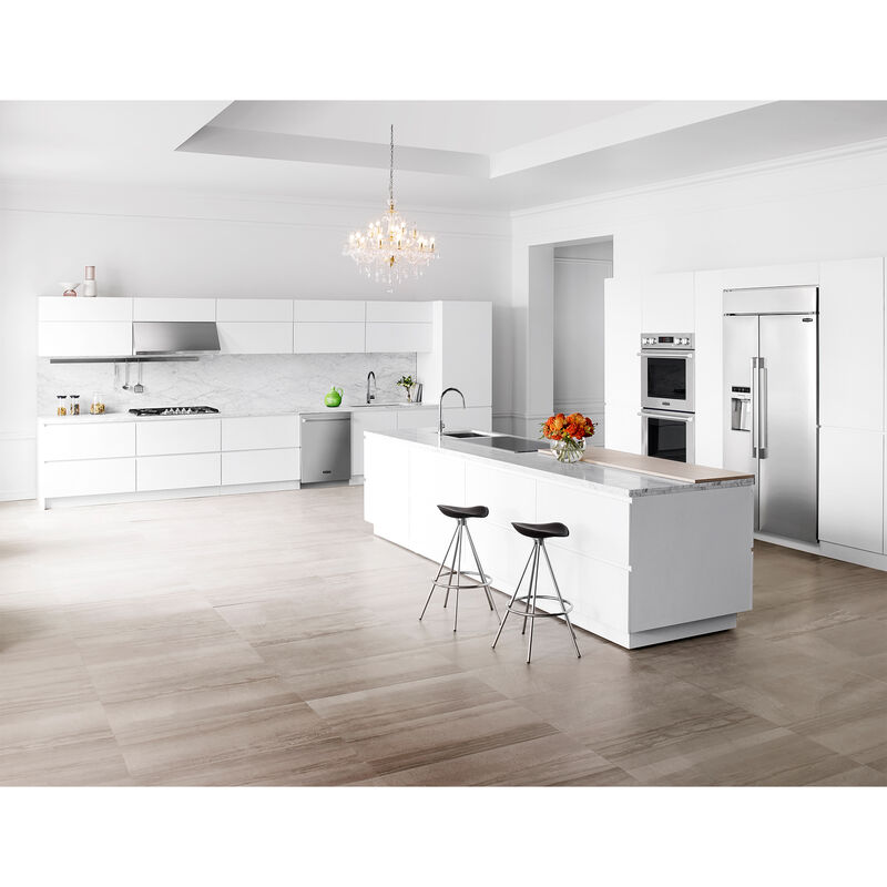 Signature Kitchen Suite 30 in. 9.4 cu. ft. Smart Front Control Electric Double Wall Oven with True European Convection - Stainless Steel, , hires