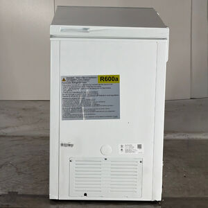 GE 32 in. 7.0 cu. ft. Garage-Ready Chest Freezer - White (Open Box Excellent Condition), , hires