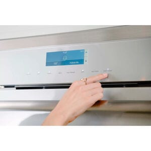 Thermador Masterpiece Series 30 in. 4.5 cu. ft. Smart Electric Single Wall Oven with True European Convection - Stainless Steel, , hires