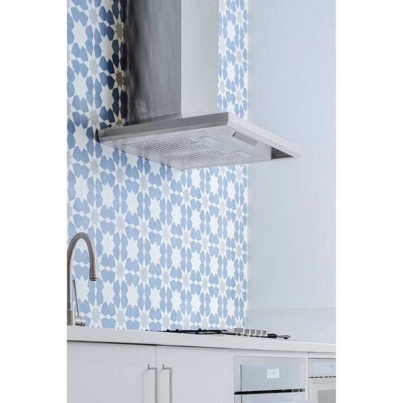 Thermador Masterpiece Series 30 in. Smart Convertible Chimney Style Range Hood with 600 CFM, 4 Fan Speeds & 2 LED Lights - Stainless Steel, , hires