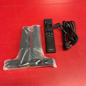 Samsung - 43" Class U8000F LED 4K UHD Smart Tizen TV (Open Box Good Condition), , hires