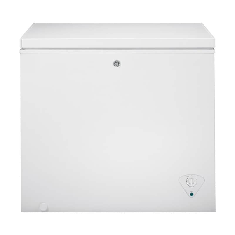 GE 37" 7.0 Cu. Ft. Chest Freezer - White | PCRichard.com | FCM7SKWW