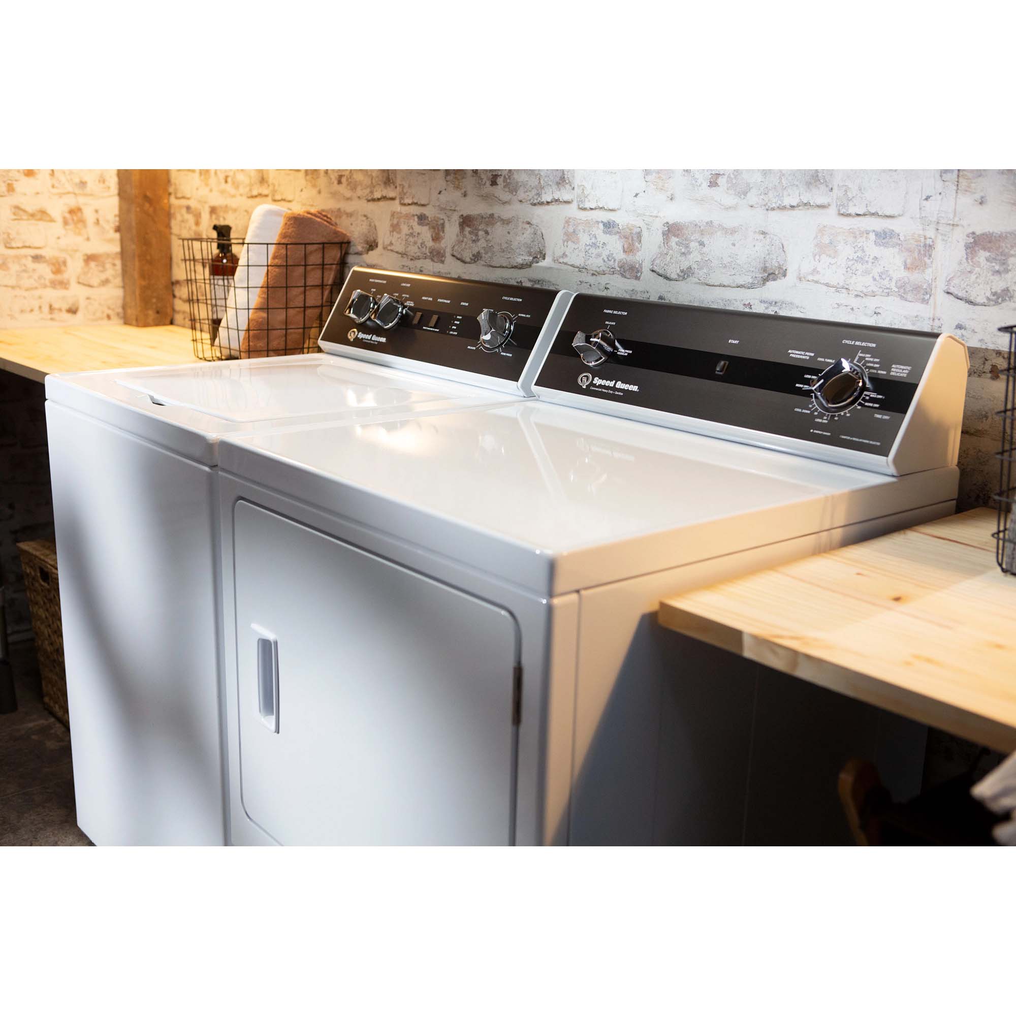 Speed Queen DR3 27 in. 7.0 cu. ft. Gas Dryer with Sanitize Cycle