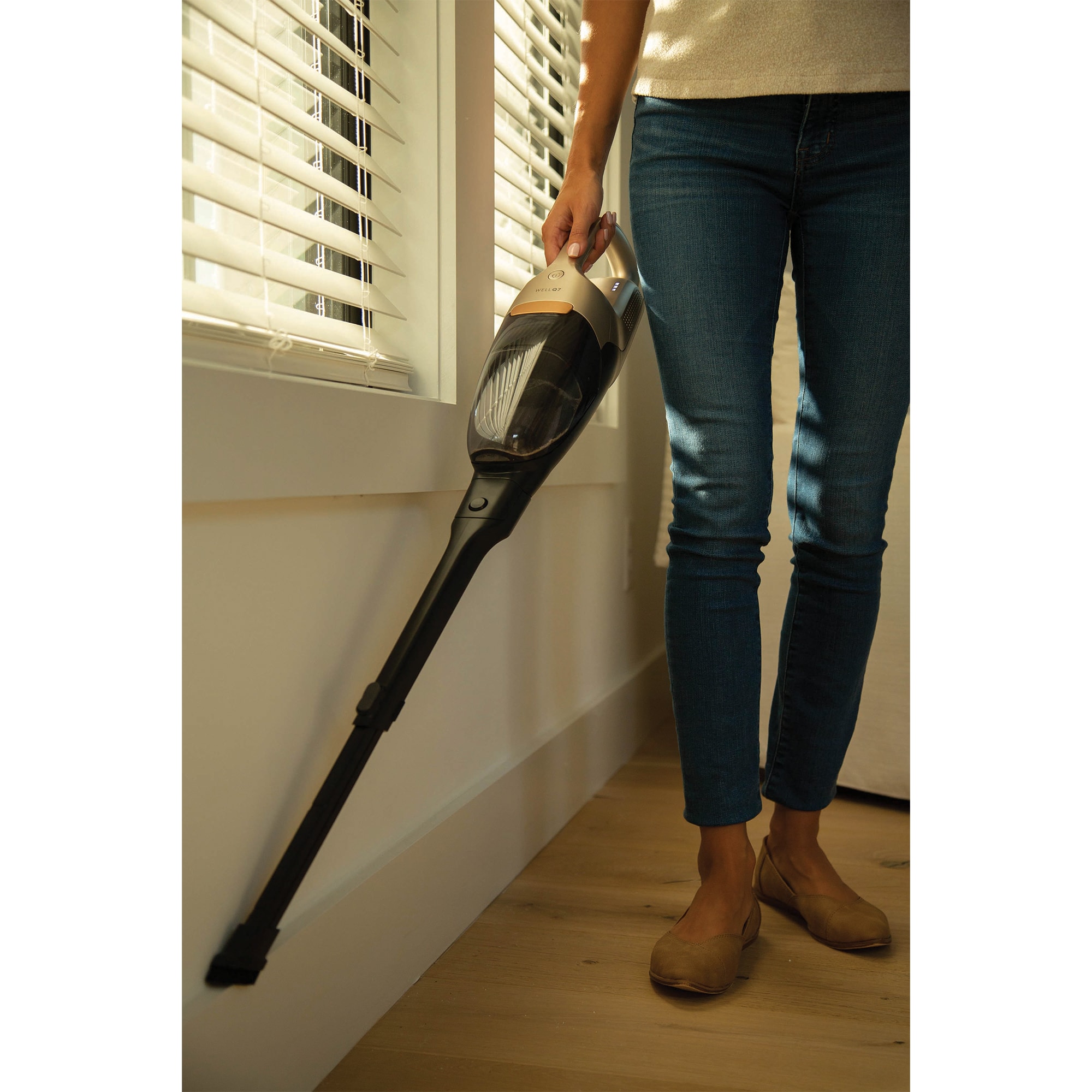 Electrolux WellQ7 Cordless Light-Weight 2-in-1 Handheld/Stick Vacuum with 3 Additional Tools, , hires