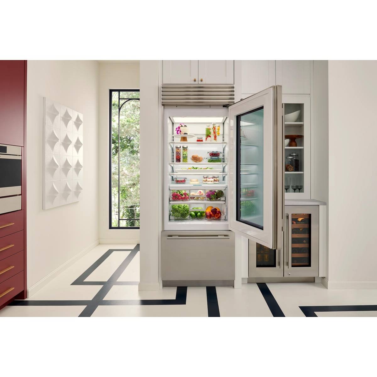 Sub-Zero Classic Series 30 in. Built-In 17.0 cu. ft. Smart Bottom Freezer Refrigerator with Professional Handles- Stainless Steel, , hires