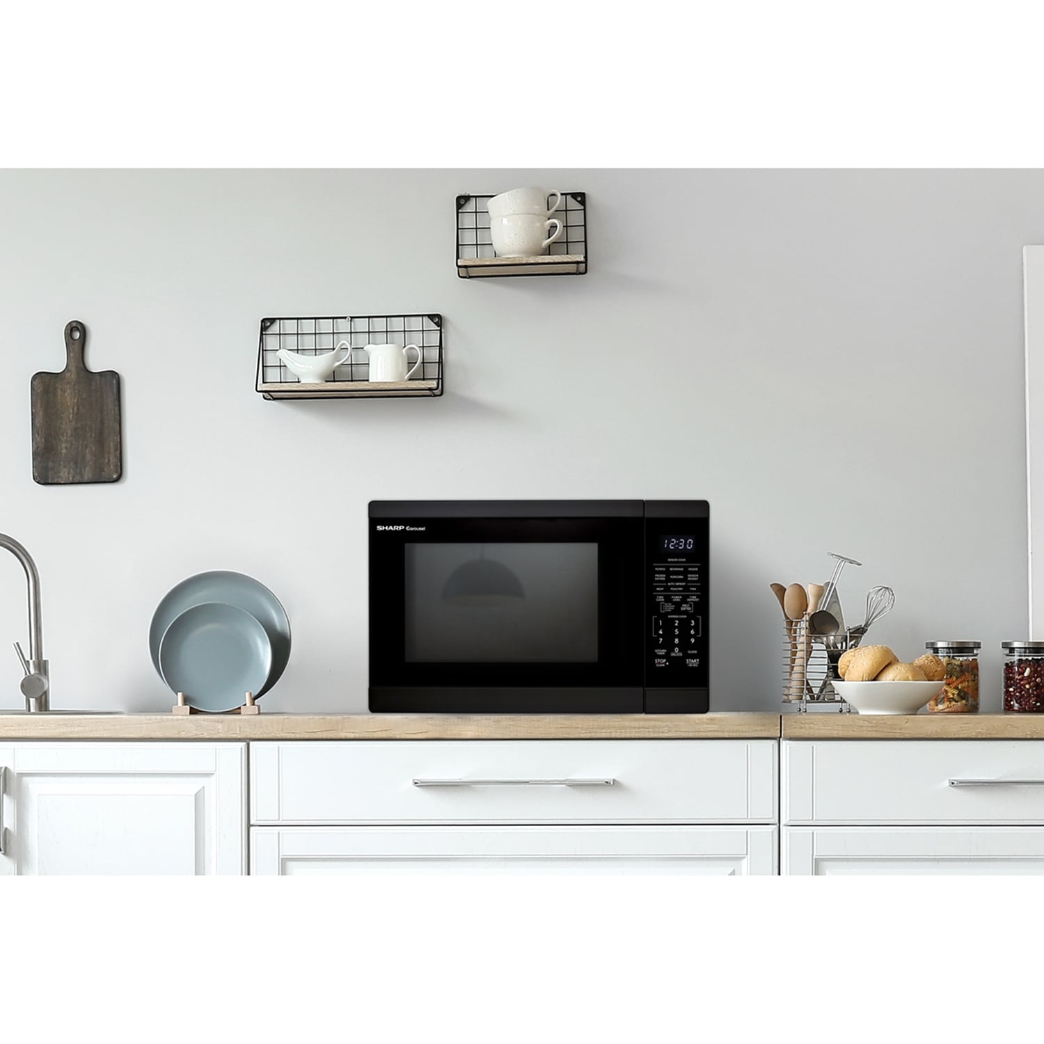 Sharp 20 in. 1.4 cu. ft. 1100W Countertop Microwave with Sensor Cooking - Black, Black, hires