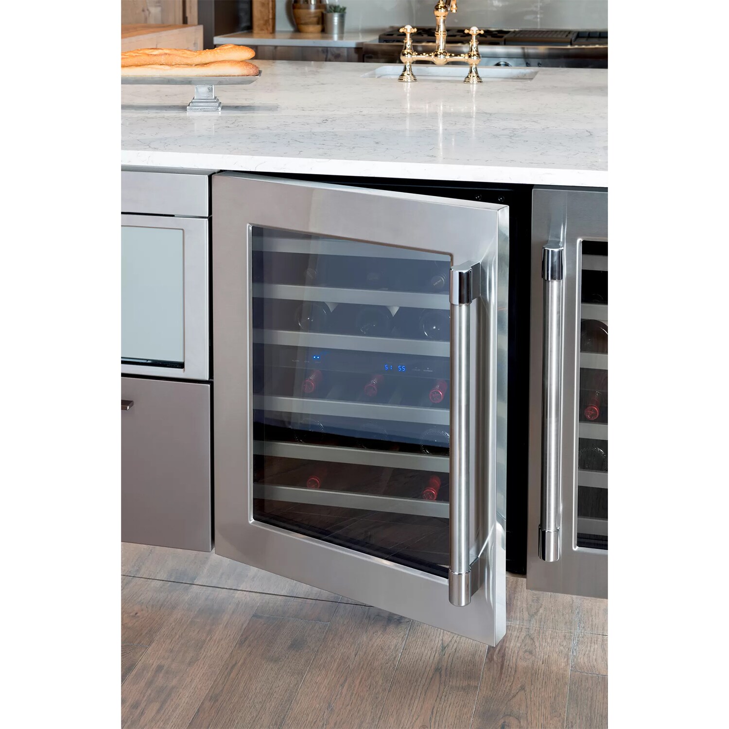 Thermador Professional Series 24 in. Undercounter Wine Cooler with Dual