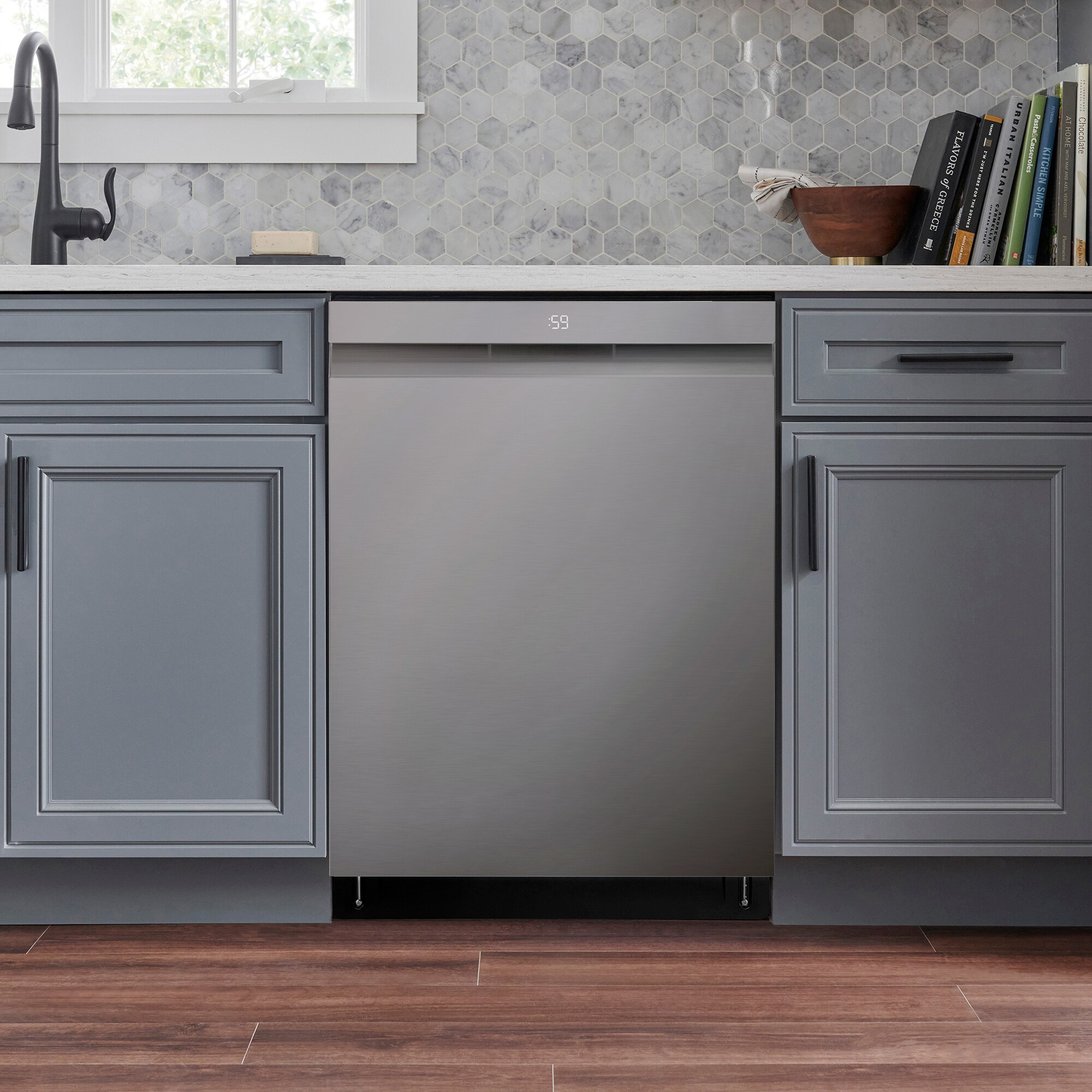 LG 24 in. Top Control Smart Dishwasher with 42 dBa Sound Level, 3rd-Rack, Dynamic Heat Dry & Pocket - PrintProof Black Stainless Steel, PrintProof Black Stainless Steel, hires