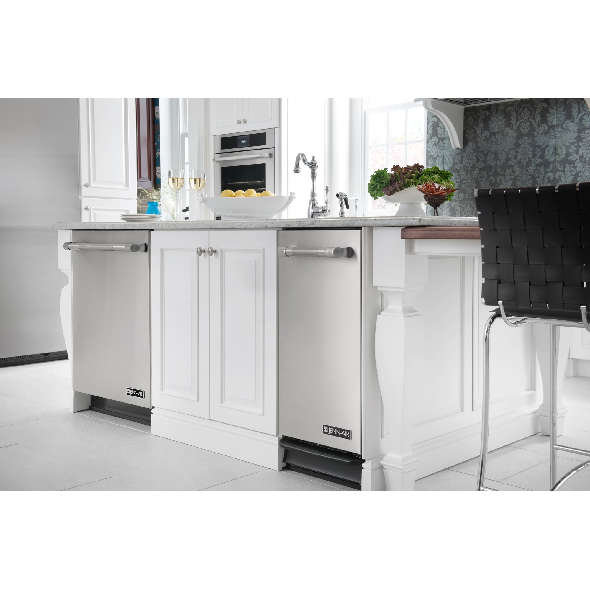 JennAir 15 in. 1.4 cu. ft. Trash Compactor - Custom Panel Ready, , hires