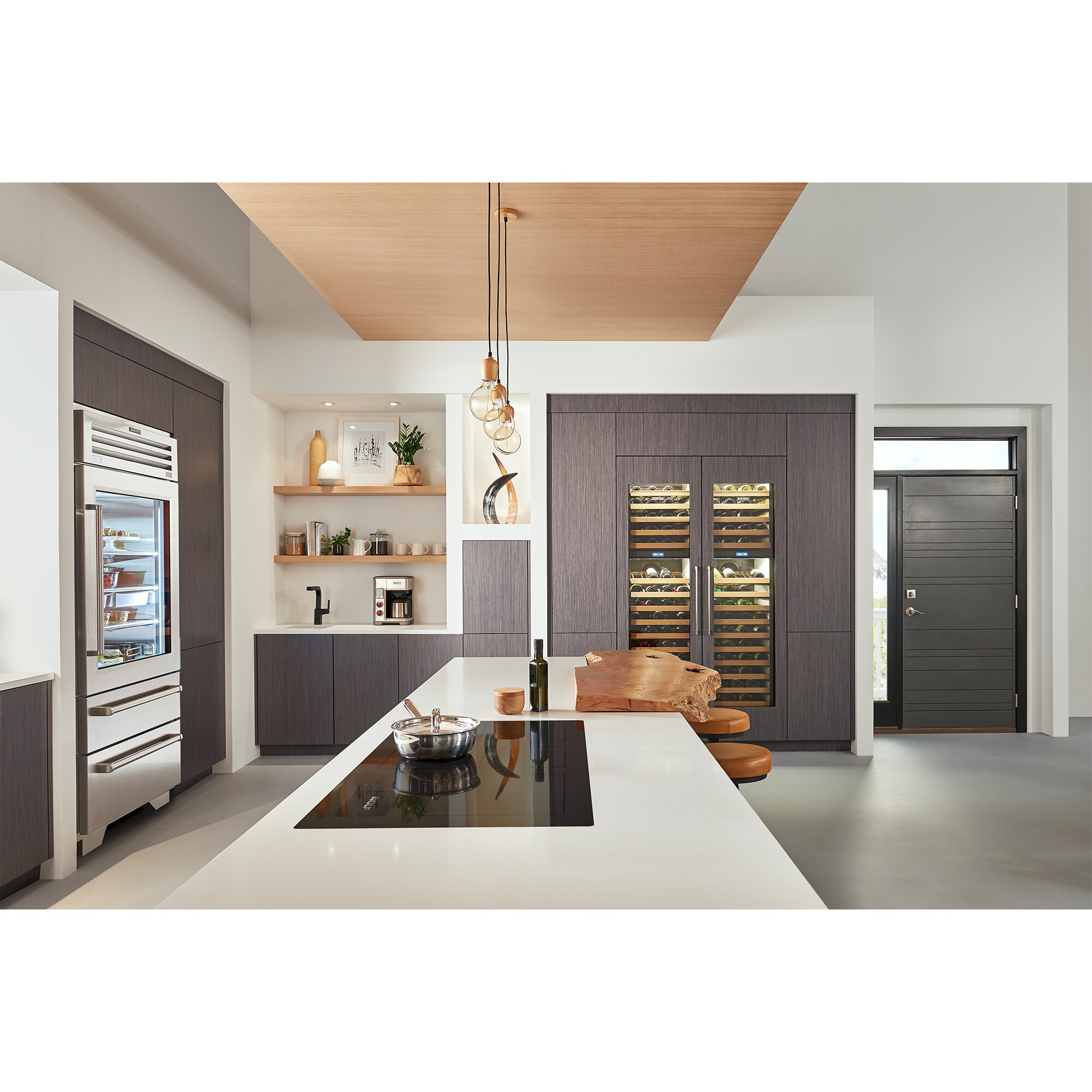 Wolf Contemporary Series 36 in. 5-Burner Induction Cooktop with Simmer Burner - Black, , hires