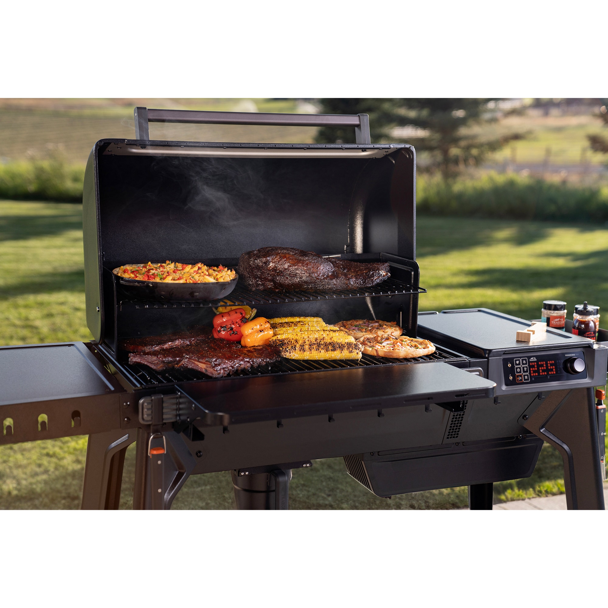 Traeger Woodridge Pro Wood Pellets Grill - Black, , hires