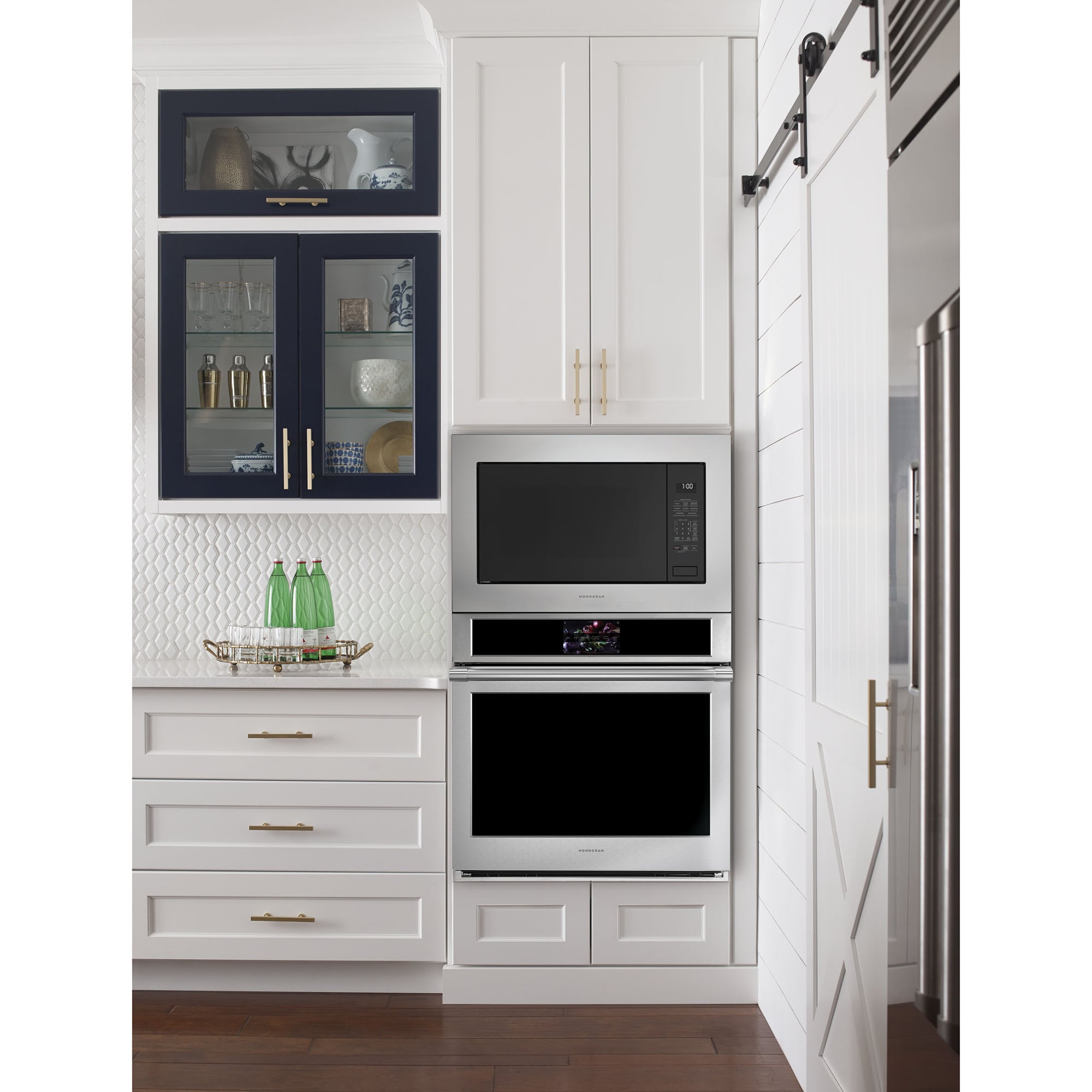 Monogram 24 in. 2.2 cu. ft. 1100W Built-In Microwave with Sensor Cooking - Stainless Steel, , hires