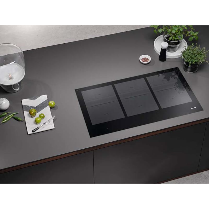 Miele 36 in. 6-Burner Smart Induction Cooktop with Power Burner - Black, , hires