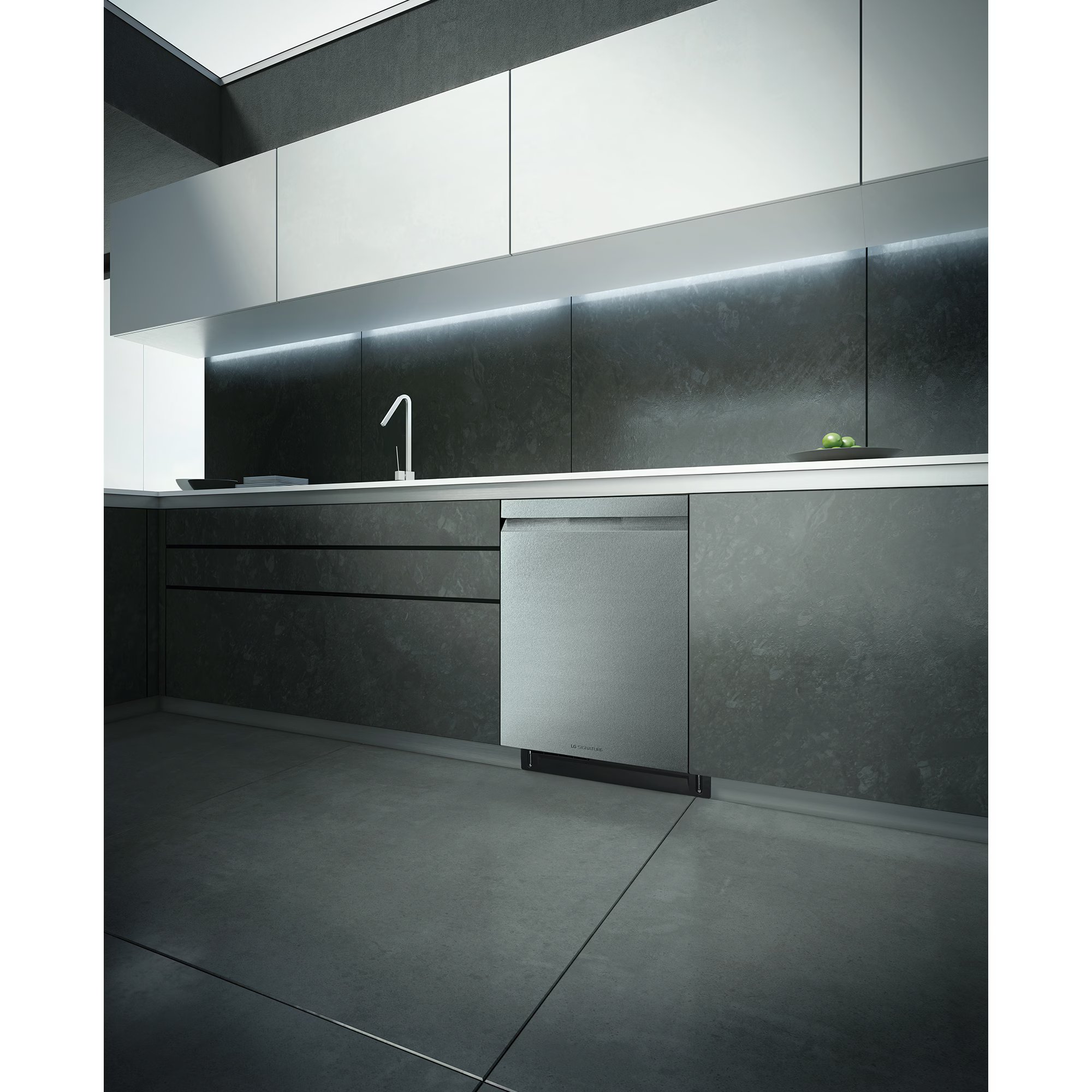 LG Signature 24 in. Top Control Smart Dishwasher with 38 dBa Sound Level, 3rd-Rack & Pocket - Textured Steel, , hires