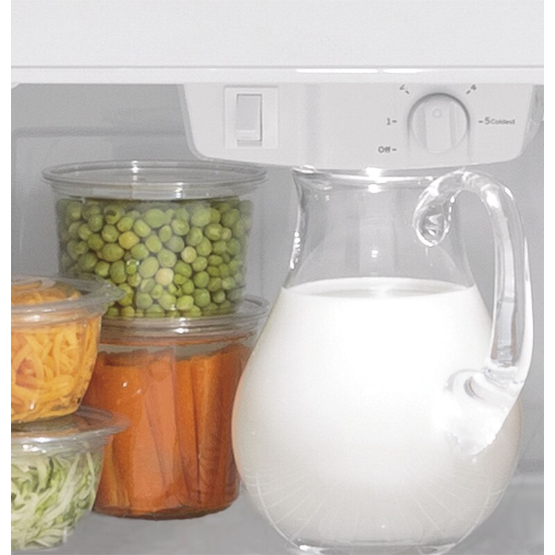 GE 28 in. 17.5 cu. ft. Top Freezer Refrigerator - Fingerprint Free Stainless Steel, Fingerprint Resistant Stainless, hires