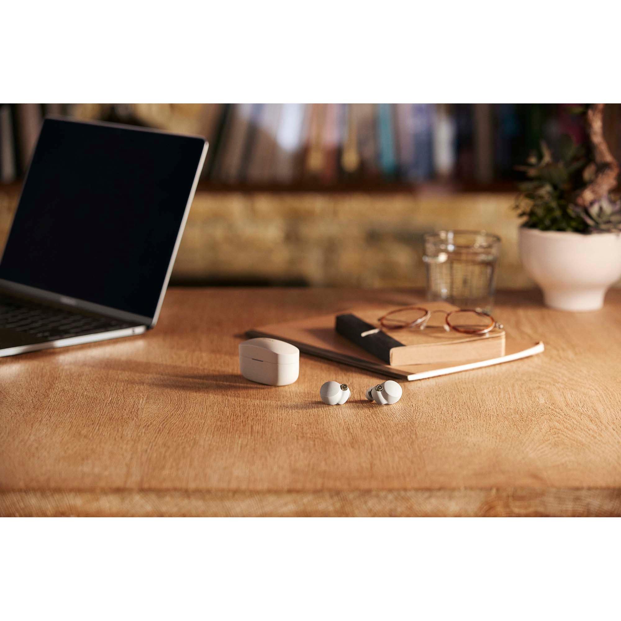 Sony - WF-1000XM4 True Wireless Noise Cancelling In-Ear Headphones - Silver, , hires