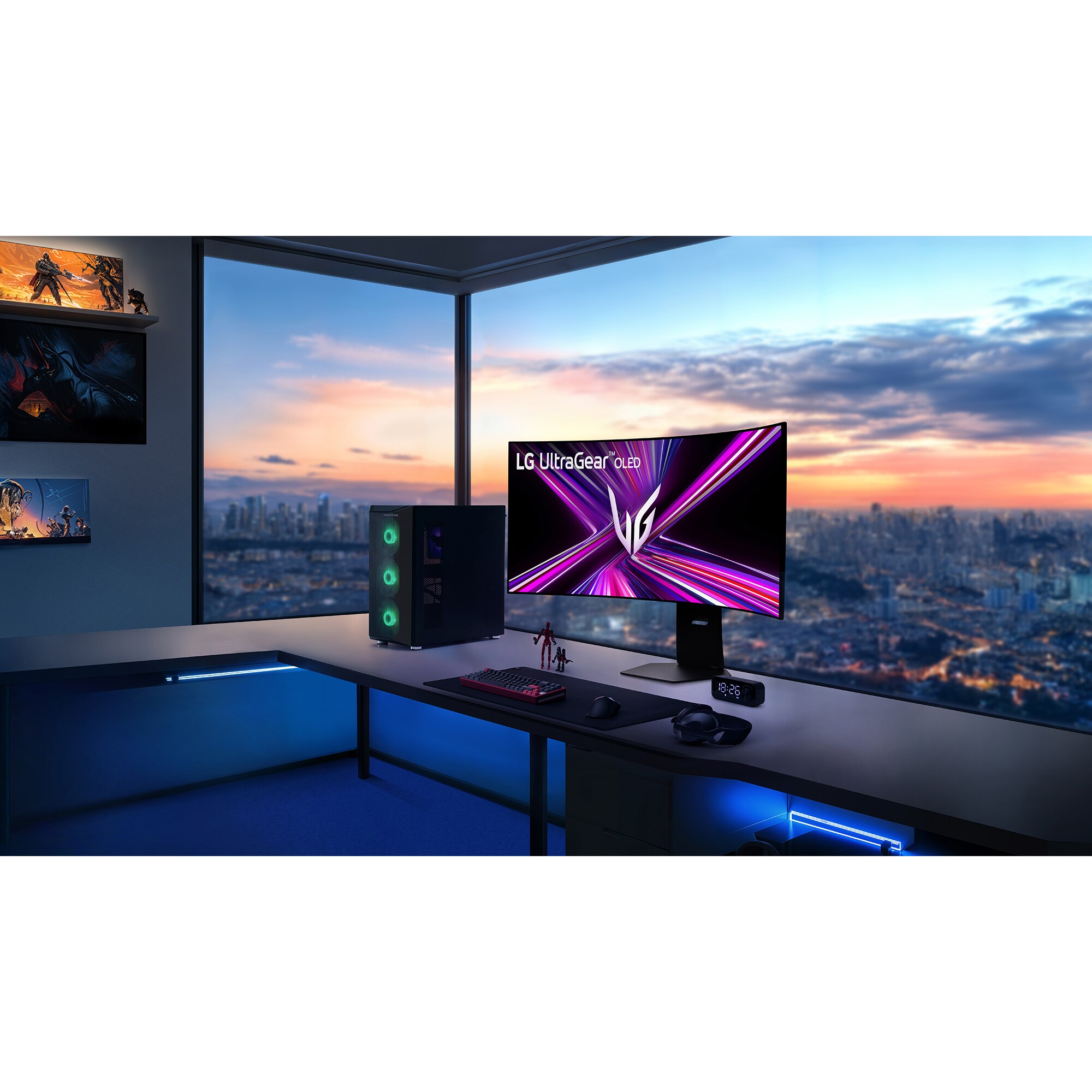 LG UltraGear 45 in. OLED Dual Mode (5K2K WUHD 165Hz, WFHD 330Hz) 0.03ms G-Sync/FreeSync Premium Pro Gaming Monitor - Black, , hires