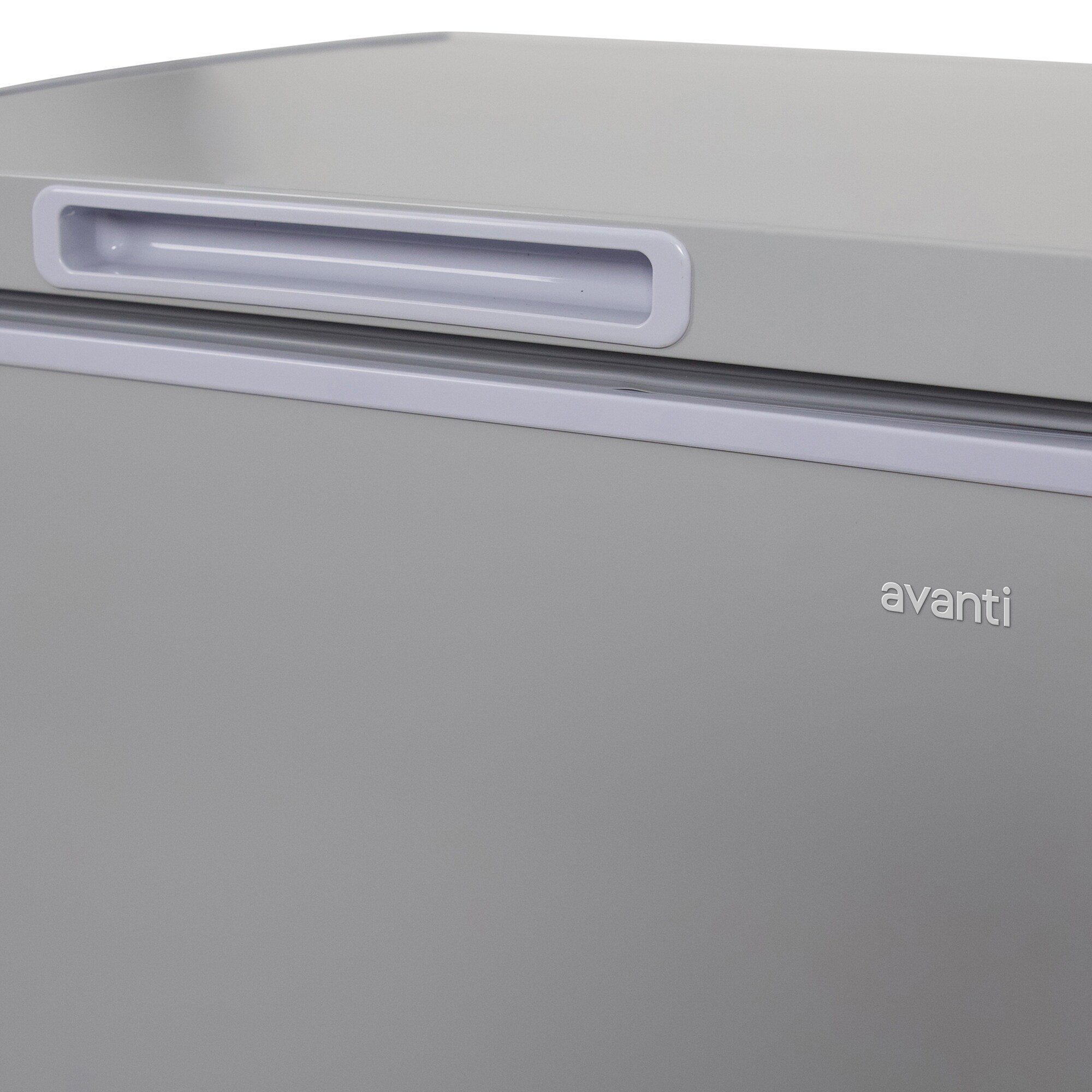 Avanti 21 in. 3.5 cu. ft. Garage-Ready Compact Chest Freezer - Platinum, Platinum, hires